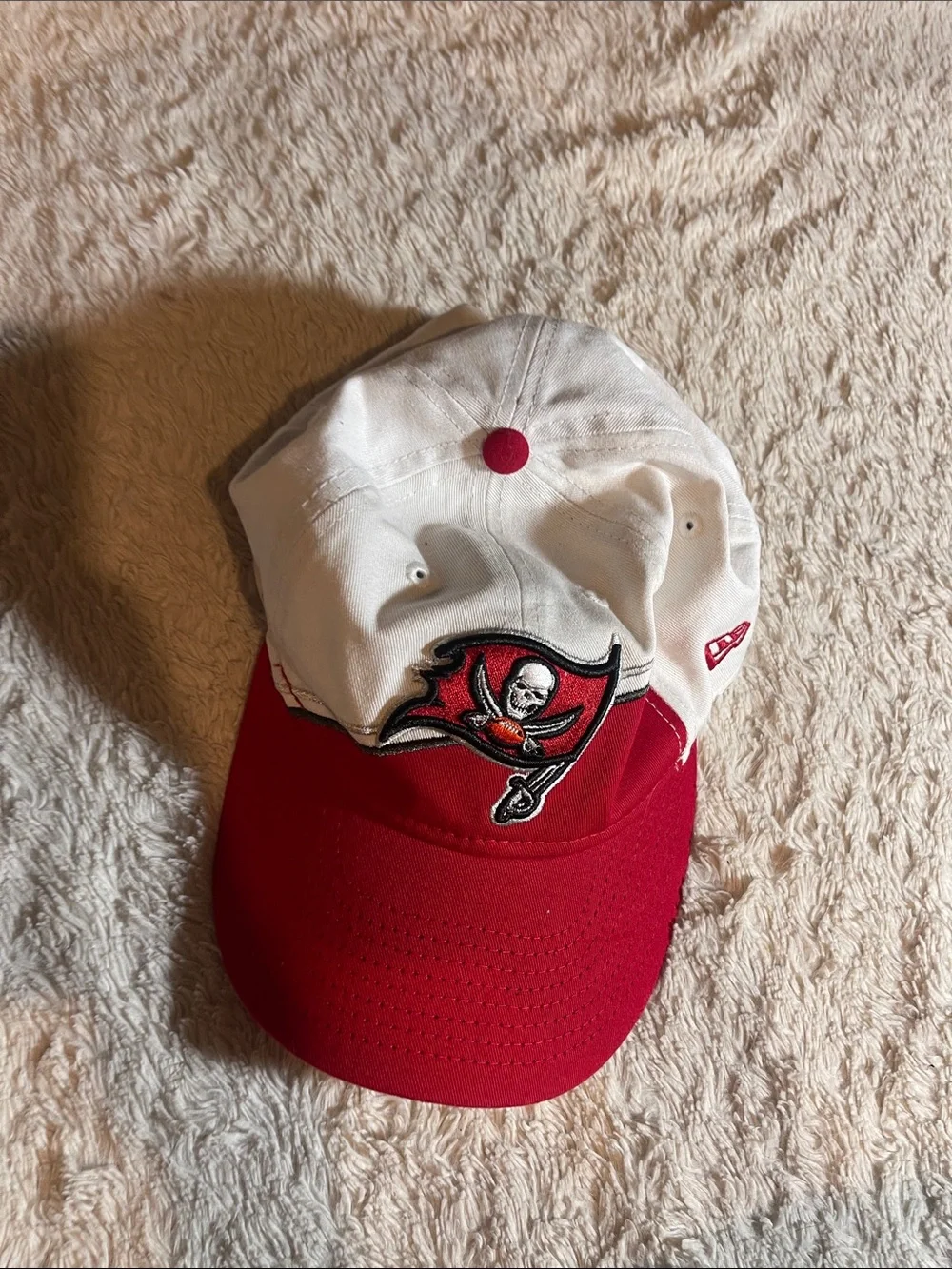 Tampa Bay Buccaneers Red & White Baseball Cap youth